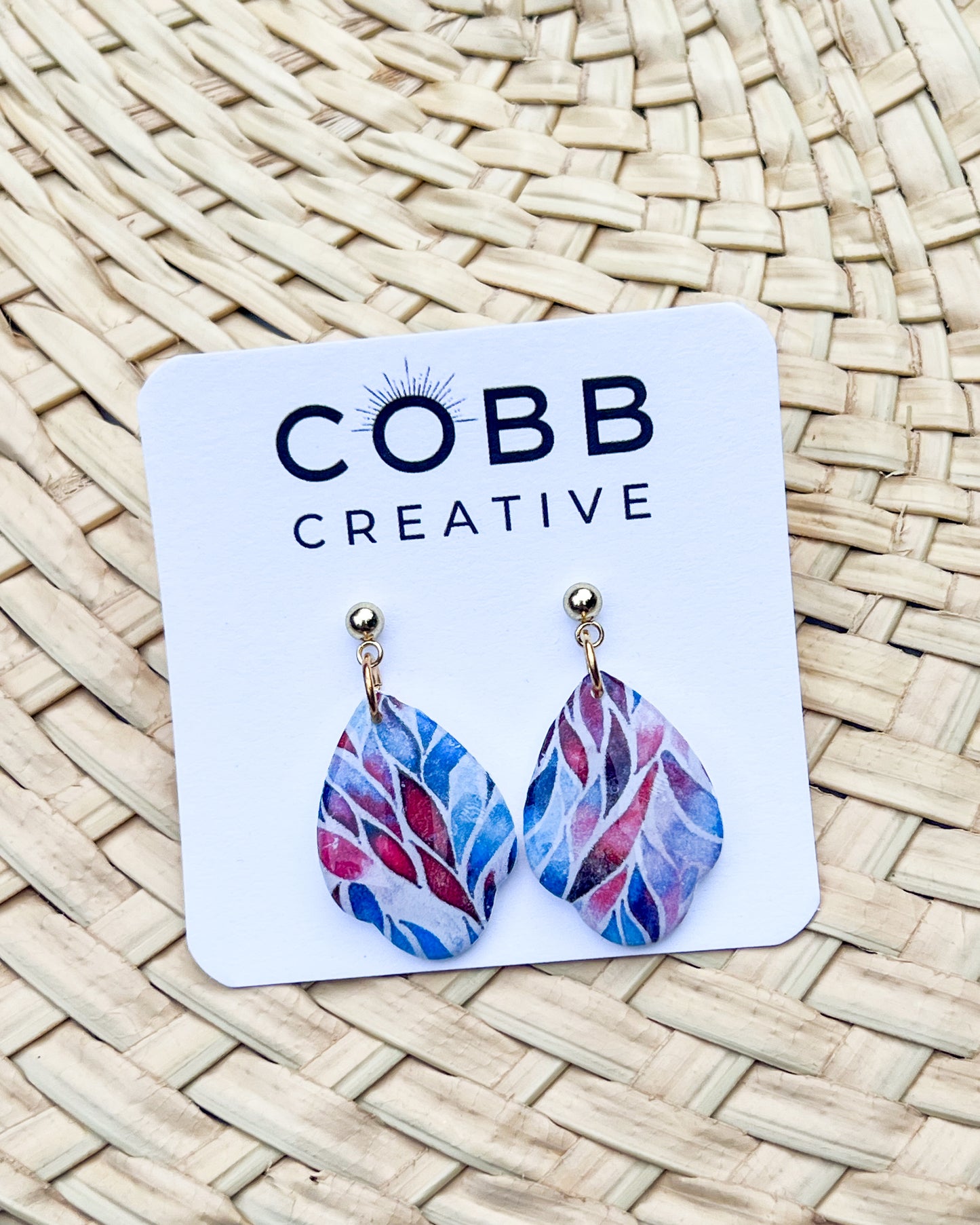 Fragmented Colors Scallop Earrings