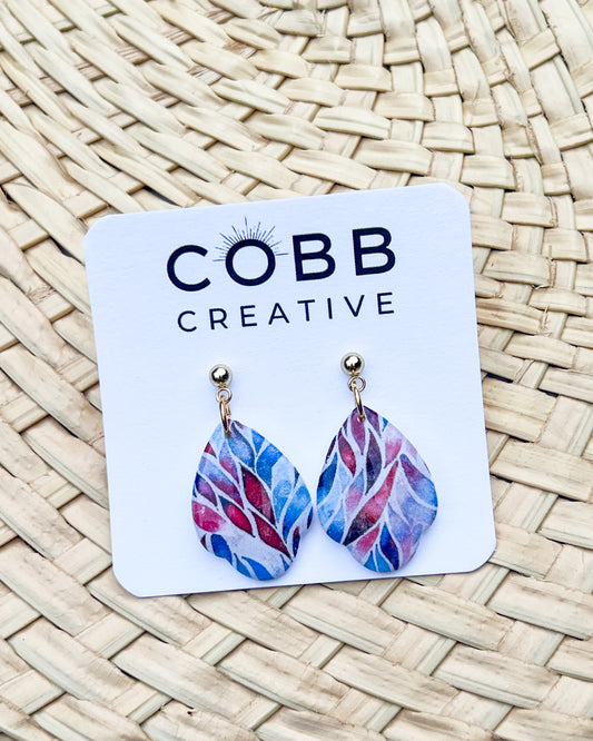 Fragmented Colors Scallop Earrings