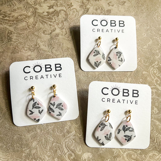 Soft Bloom Earrings